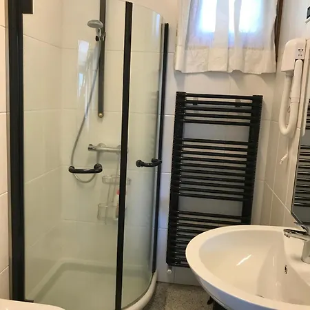 Mergozzo Beach Apartment *