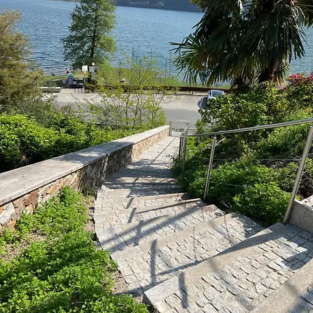 Mergozzo Beach Apartment *