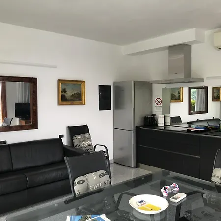 Mergozzo Beach Apartman *