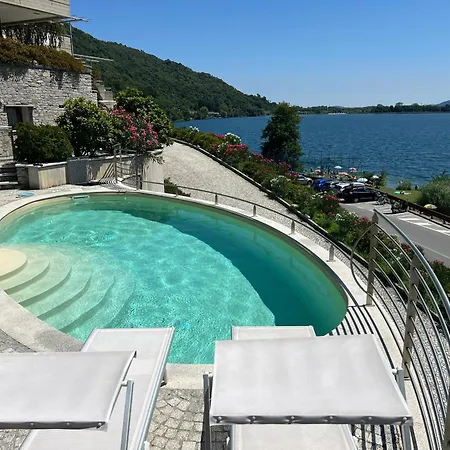 Mergozzo Beach Apartment