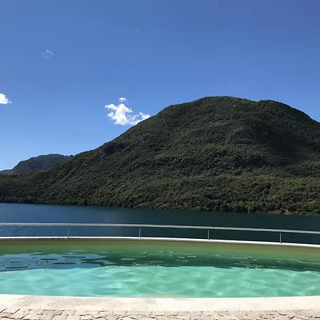 Mergozzo Beach * Mergozzo