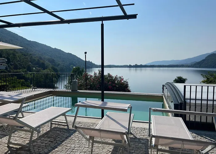 Mergozzo Beach * Mergozzo