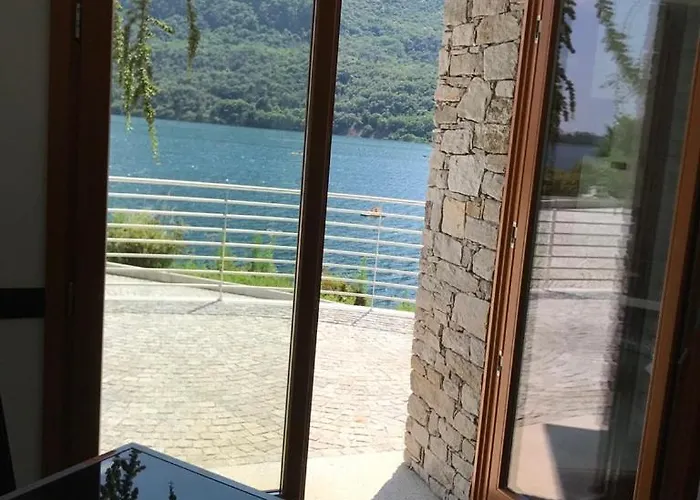 Mergozzo Beach Apartament *